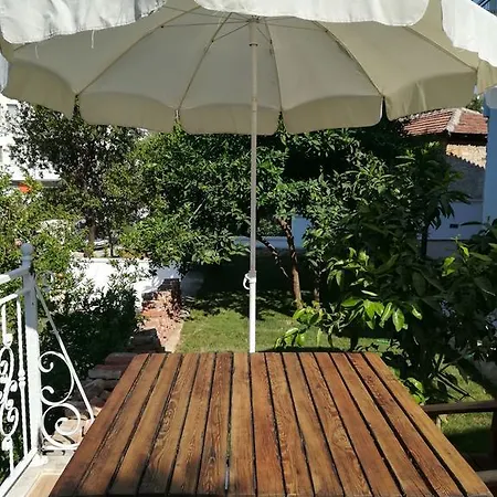 Bed & Breakfast 7